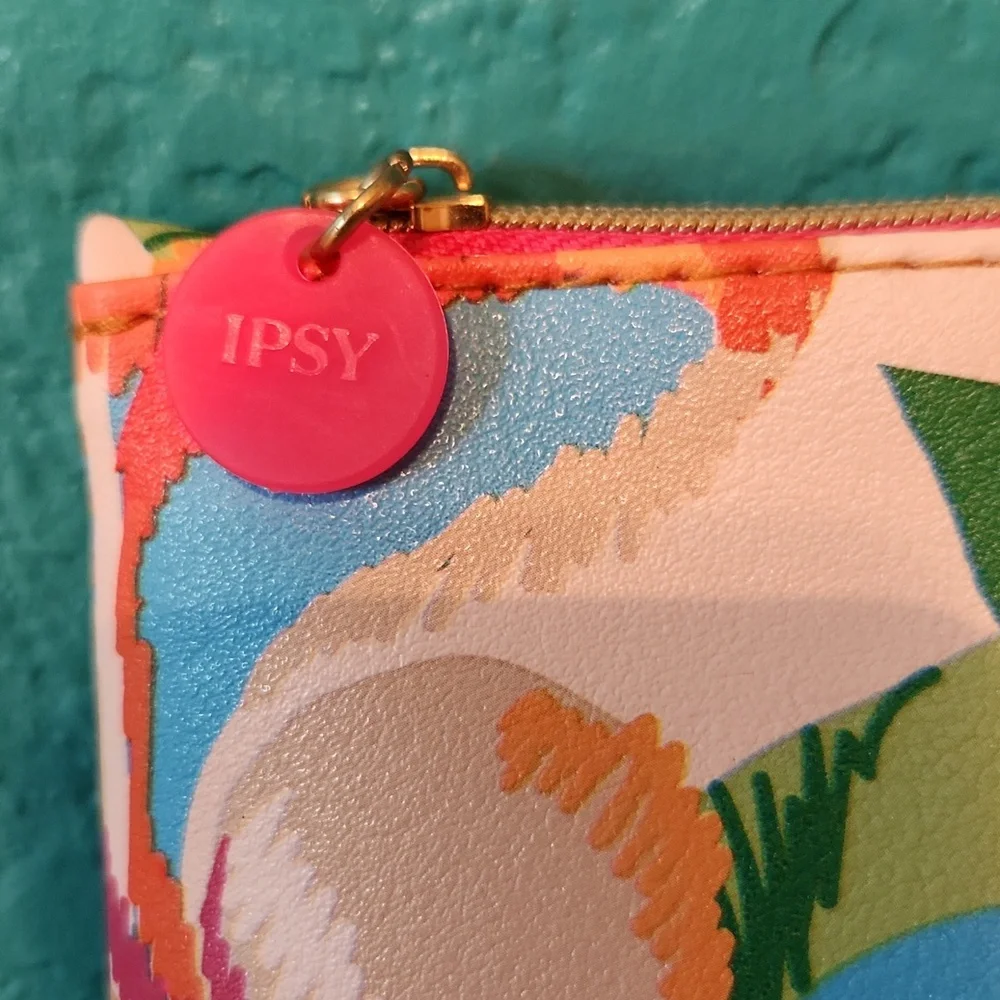 Ipsy Colorful Abstract Women's Glam Bag‎ Clutch Pouch